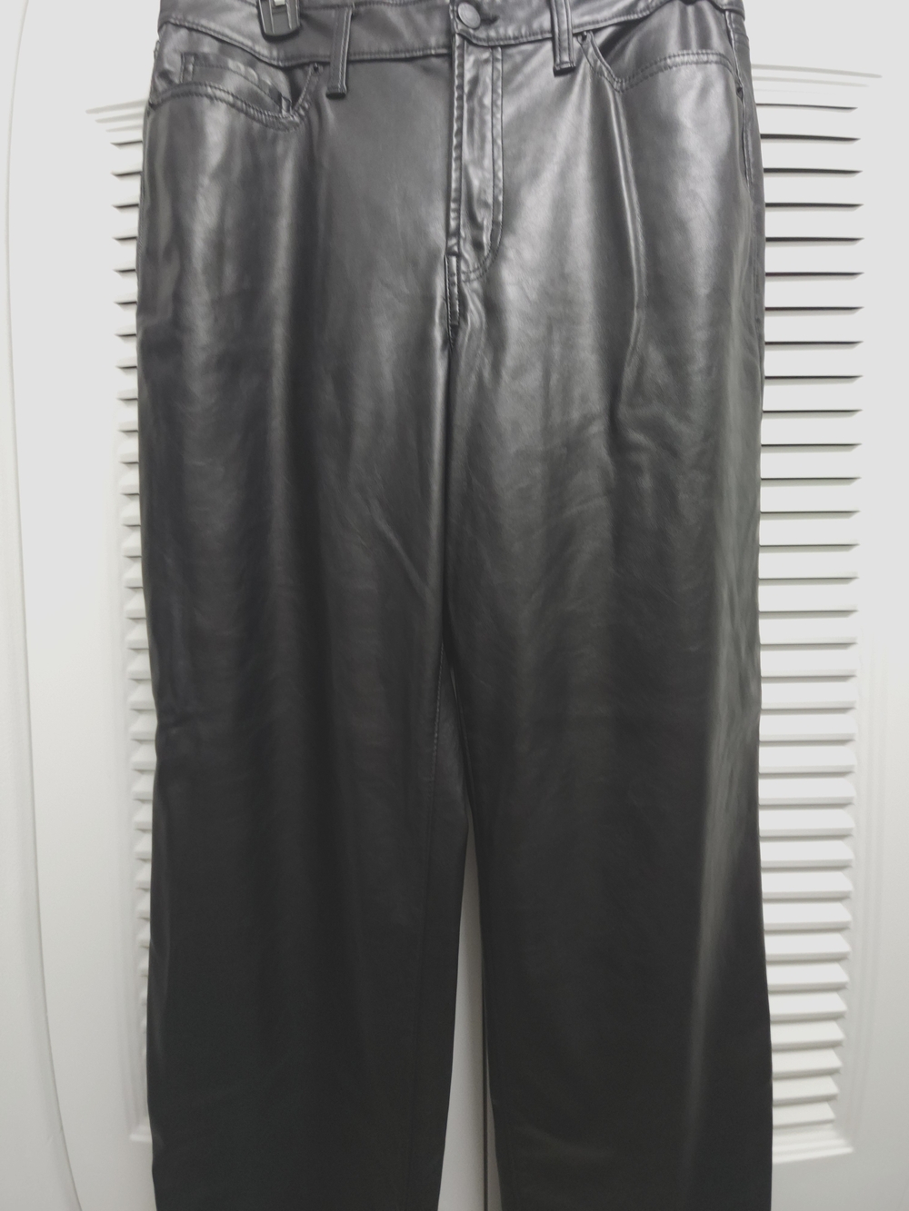 Old Navy Faux Leather Pants OG Loose High Rise Black Wide Leg Size 12 - Picture 3 of 11
